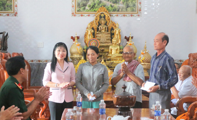 ប្រជាជនខ្មែរនៅខេត្តអានយ៉ាង អប់អរសាទរបុណ្យចូលឆ្នាំថ្មីខ្មែរ ដោយសេចក្តីសប្បាយរីករាយ និងកក់ក្តៅ